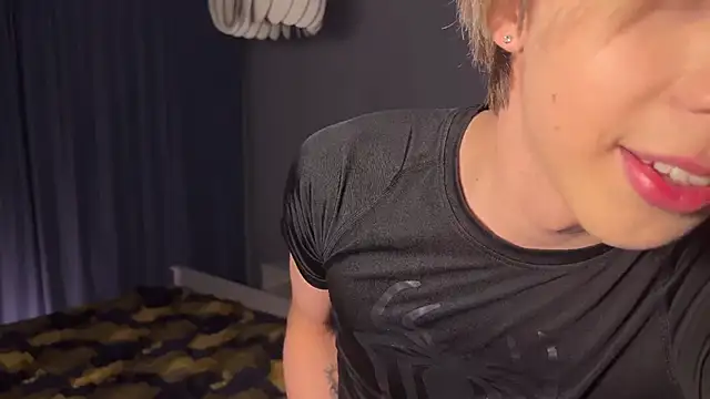 Snapshot of ciaoalex chatting on 03/04/25, 06:07 ciaoalex online show from 03/04/25, 06:07