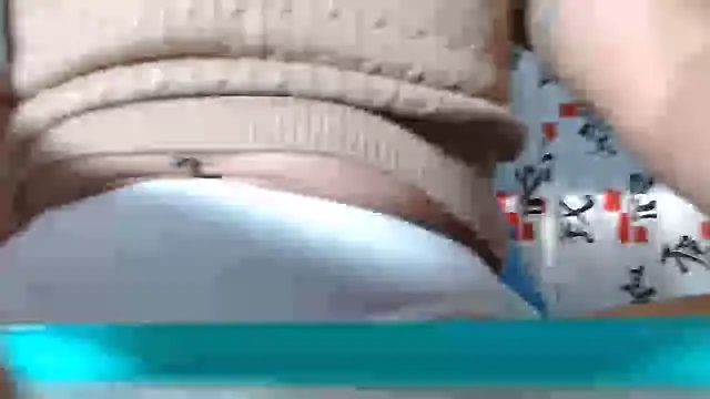 Snapshot of FresitaSquirt24 chatting on 11/20/25, 06:40 FresitaSquirt24 online show from 11/20/25, 06:40