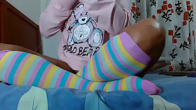 Snapshot of FresitaSquirt24 chatting on 12/01/25, 12:48 FresitaSquirt24 online show from 12/01/25, 12:48