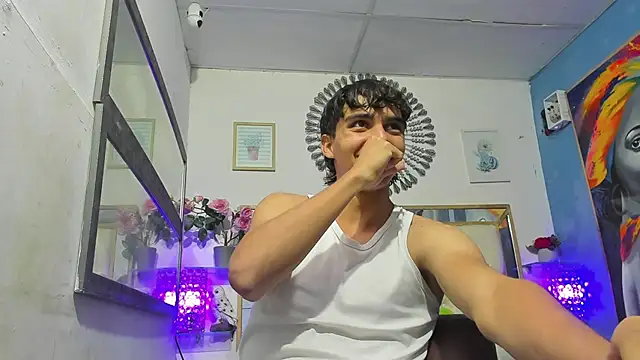 heiker  online show from 03/19/25, 02:16