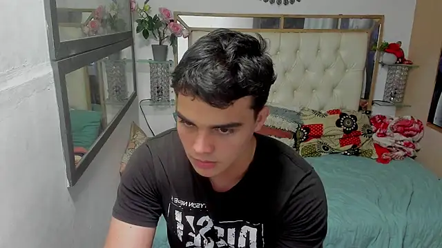 heiker  online show from 11/16/25, 02:39