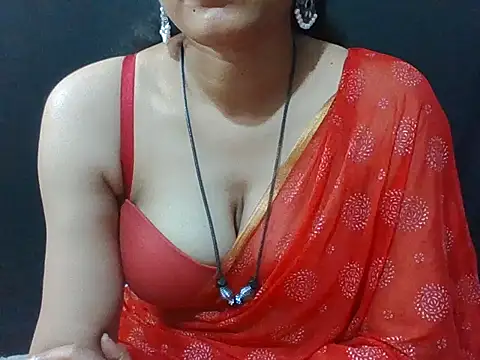 Snapshot of sugandha_bhabhi chatting on 11/04/25, 04:55 sugandha bhabhi online show from 11/04/25, 04:55