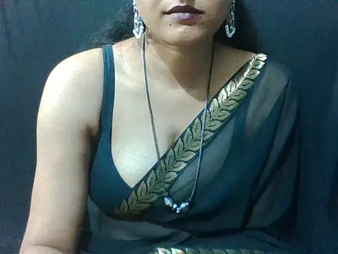 Snapshot of sugandha_bhabhi chatting on 11/27/25, 04:42 sugandha bhabhi online show from 11/27/25, 04:42