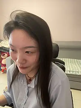 Snapshot of pangtouyubb chatting on 03/29/26, 04:45 pangtouyubb online show from 03/29/26, 04:45