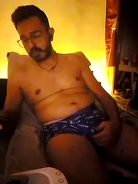 Snapshot of freakydesi chatting on 09/20/25, 11:39 freakydesi online show from 09/20/25, 11:39