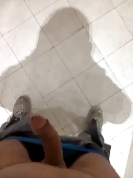 Snapshot of Mafiotul27 chatting on 03/19/25, 11:50 Mafiotul27 online show from 03/19/25, 11:50