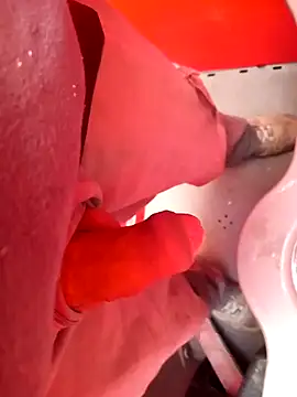 Snapshot of Mafiotul27 chatting on 03/19/25, 04:02 Mafiotul27 online show from 03/19/25, 04:02