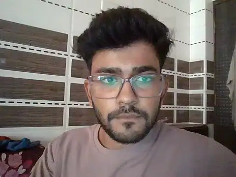 DoctorAlonee46 online show from 10/13/25, 10:26