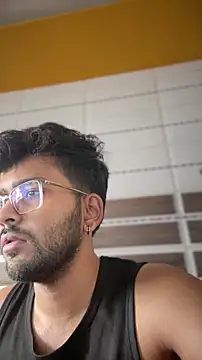 DoctorAlonee46 online show from 10/24/25, 06:21