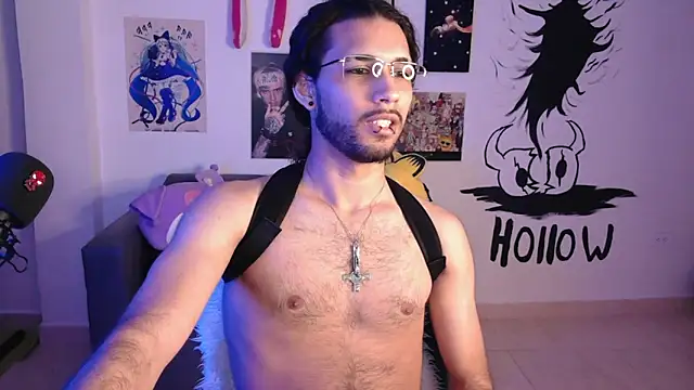 Snapshot of oezack___ chatting on 03/19/25, 08:22 oezack online show from 03/19/25, 08:22