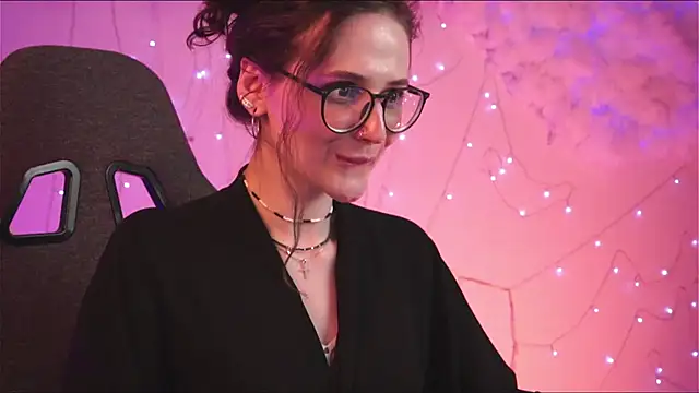 OliviaMcClean online show from 03/19/25, 10:31