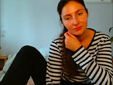 Irina9793 online show from 10/10/25, 07:51