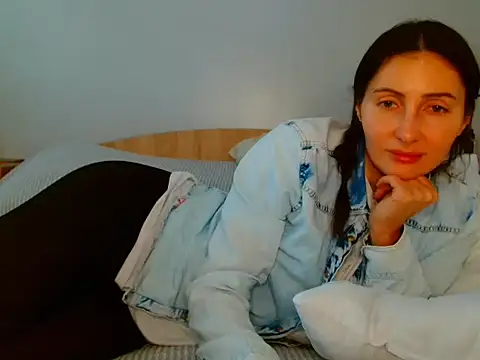 Irina9793 online show from 04/22/26, 09:44
