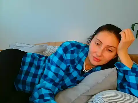 Irina9793 online show from 05/04/26, 10:22