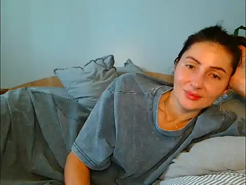 Irina9793 online show from 05/20/26, 09:37