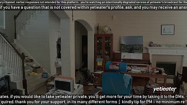 Snapshot of yetieater chatting on 03/13/25, 06:56 yetieater online show from 03/13/25, 06:56