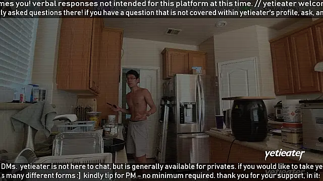 Snapshot of yetieater chatting on 03/19/26, 06:56 yetieater online show from 03/19/26, 06:56