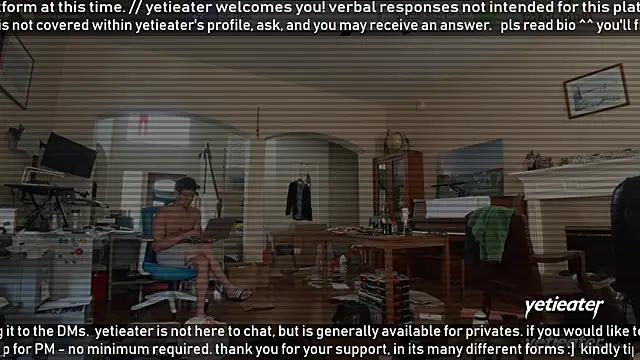Snapshot of yetieater chatting on 04/14/26, 04:46 yetieater online show from 04/14/26, 04:46