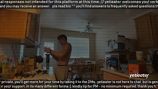 Snapshot of yetieater chatting on 04/18/26, 04:55 yetieater online show from 04/18/26, 04:55