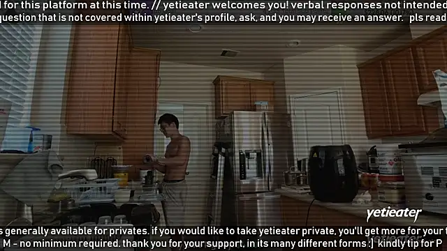 Snapshot of yetieater chatting on 05/26/26, 06:59 yetieater online show from 05/26/26, 06:59