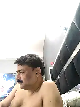 Snapshot of boobs5626 chatting on 09/13/25, 04:34 boobs5626 online show from 09/13/25, 04:34