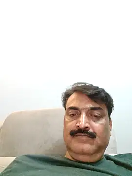 Snapshot of boobs5626 chatting on 11/27/25, 05:15 boobs5626 online show from 11/27/25, 05:15