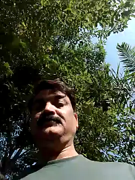 Snapshot of boobs5626 chatting on 12/15/25, 04:17 boobs5626 online show from 12/15/25, 04:17