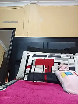 JuicyMilkyTizzy online show from 06/22/26, 12:02