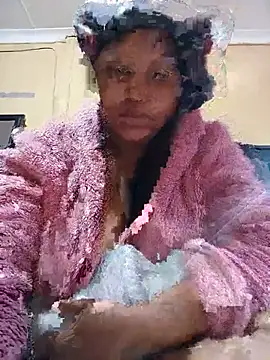 JuicyMilkyTizzy online show from 06/24/26, 07:51