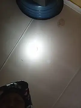 JuicyMilkyTizzy online show from 07/01/26, 07:43