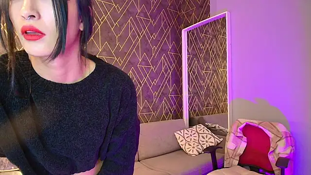 Snapshot of Tahara_Romanov chatting on 03/13/25, 11:51 Tahara Romanov online show from 03/13/25, 11:51