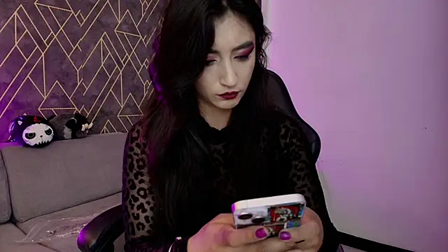 Snapshot of Tahara_Romanov chatting on 03/04/26, 02:34 Tahara Romanov online show from 03/04/26, 02:34