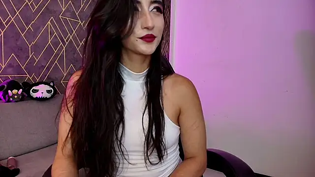 Snapshot of Tahara_Romanov chatting on 03/25/26, 03:51 Tahara Romanov online show from 03/25/26, 03:51