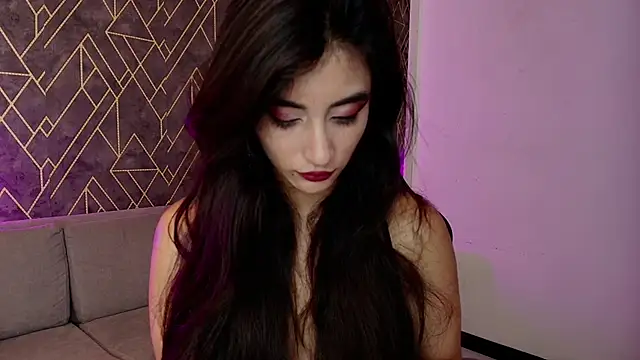 Snapshot of Tahara_Romanov chatting on 04/11/26, 11:58 Tahara Romanov online show from 04/11/26, 11:58