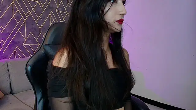 Snapshot of Tahara_Romanov chatting on 04/15/26, 03:41 Tahara Romanov online show from 04/15/26, 03:41