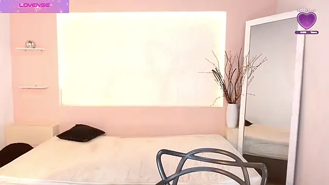 abigailevans11 online show from 03/22/25, 04:24