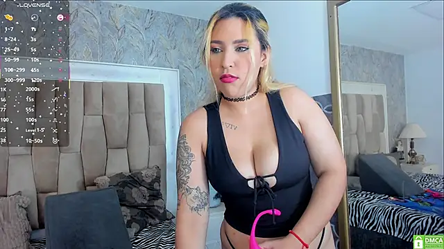 naughty fox girl online show from 04/26/26, 10:40