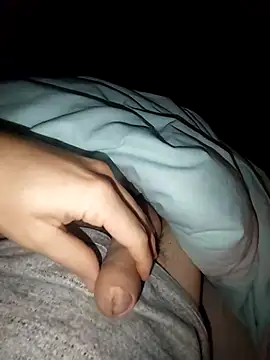 Snapshot of Cazzettostorto99 chatting on 11/19/25, 11:16 Cazzettostorto99 online show from 11/19/25, 11:16