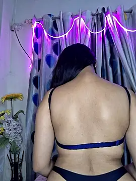 Noor-Bold online show from 11/18/25, 01:26