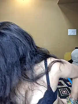 Snapshot of Noor-Bold chatting on 05/27/26, 12:51 Noor-Bold online show from 05/27/26, 12:51