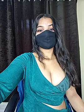 Snapshot of Noor-Bold chatting on 06/05/26, 07:36 Noor-Bold online show from 06/05/26, 07:36