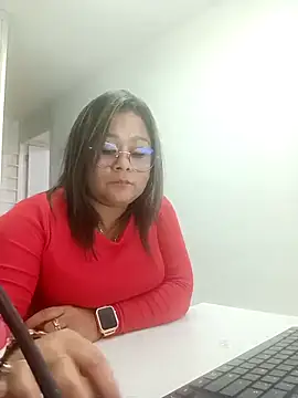lia-taylor33 online show from 03/14/25, 08:49