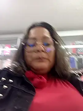 lia-taylor33 online show from 03/17/25, 04:22