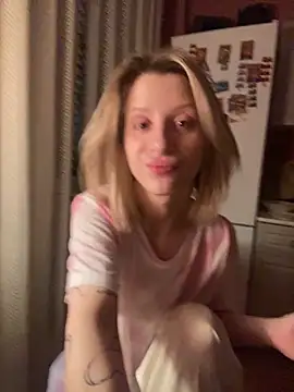 Snapshot of amorearte_m chatting on 03/05/25, 01:10 amorearte m online show from 03/05/25, 01:10