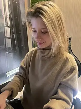 Snapshot of amorearte_m chatting on 03/11/25, 09:48 amorearte m online show from 03/11/25, 09:48