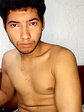 Snapshot of John_los666_hot chatting on 03/05/25, 04:02 John los666 hot online show from 03/05/25, 04:02