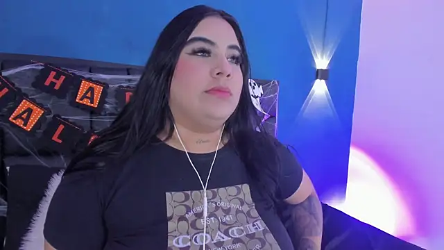 Snapshot of DANESKA_HILLER chatting on 11/01/25, 07:38 DANESKA HILLER online show from 11/01/25, 07:38