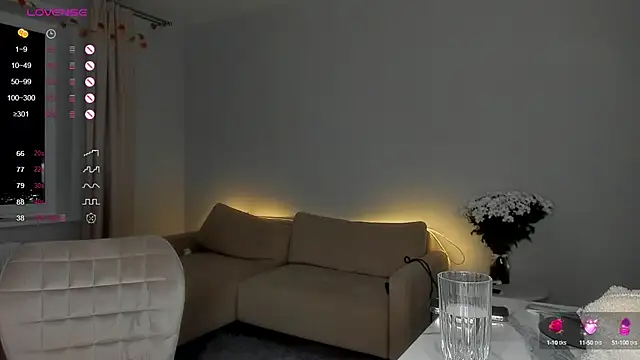 dinky  emily online show from 10/05/25, 06:17