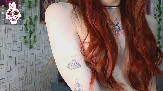 Snapshot of Lusy_PickMe chatting on 11/24/25, 05:18 Lusy PickMe online show from 11/24/25, 05:18