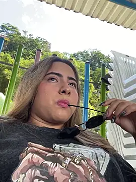 lunaxxx 69 online show from 10/14/25, 07:36